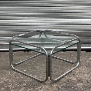 mesa ratona cromada años 70