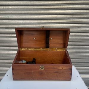 caja de madera